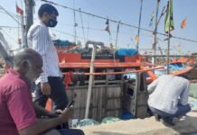 Total Samachar…. पाकिस्तान की नापाक हरकत, महाराष्ट्र के मछुआरे की गोली मारकर ली जान