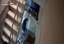 Total Samachar महिला आयोग की चेयरपर्सन की शिकायत पर पुलिस ने एक ओयो होटल में छापा मारकर 2 स्कूली बच्चों को लिया हिरासत में।