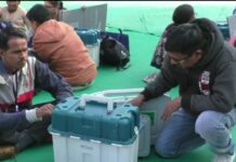 Total Samachar गुजरात में पहले चरण के चुनाव की तैयारियां पूरी। दूसरे चरण के चुनाव के लिए जुटी पार्टियां